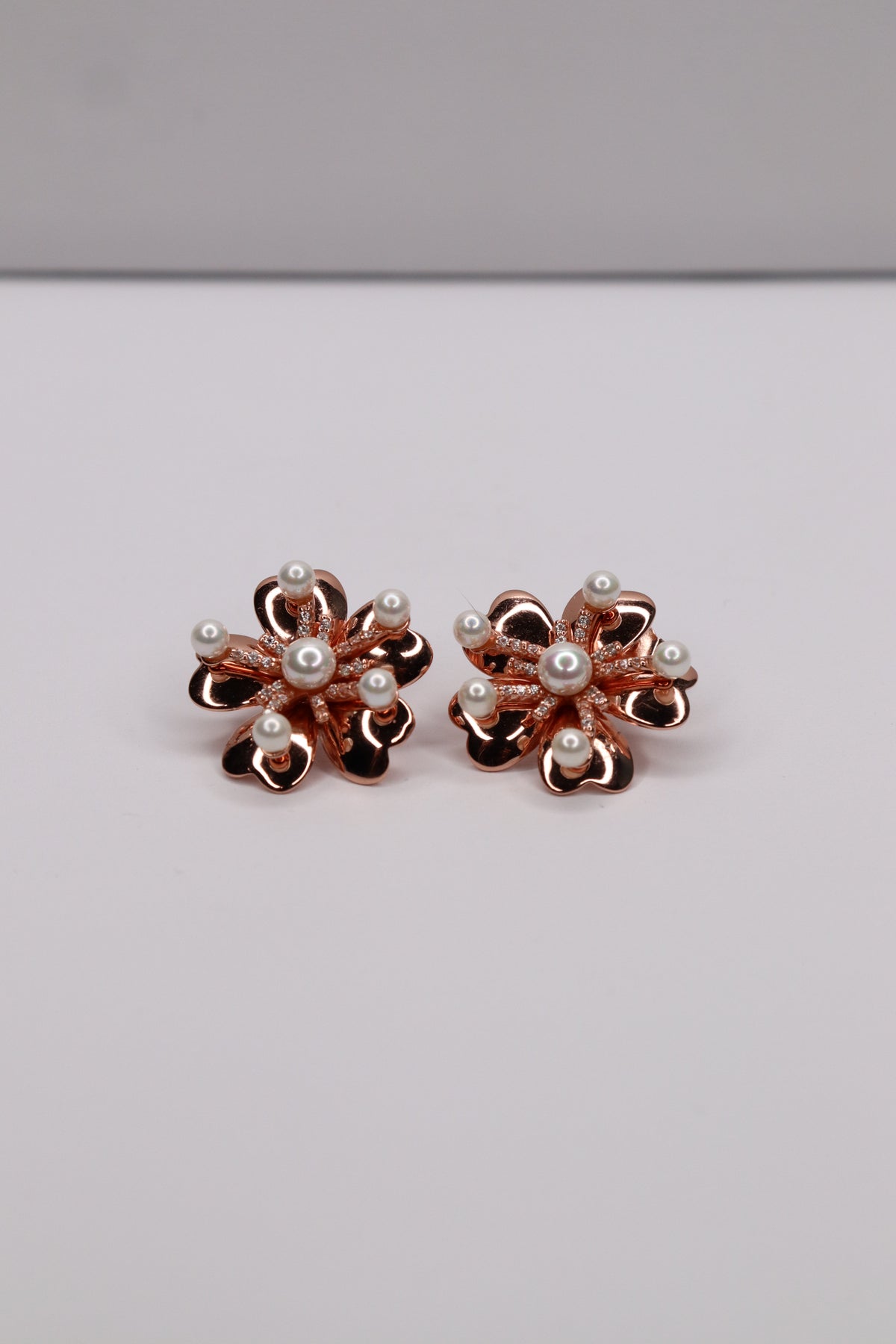 Rose Gold Plated 925 Sterling Silver Pearl Flower Stud Earrings