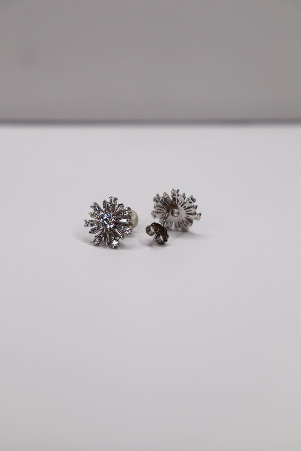 Supernova 925 Sterling Silver Stud Earrings