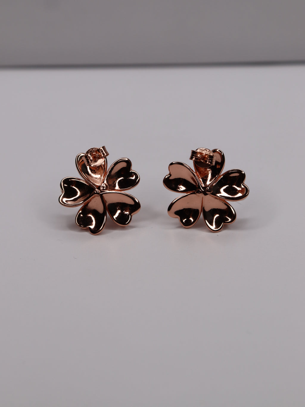 Rose Gold Plated 925 Sterling Silver Pearl Flower Stud Earrings
