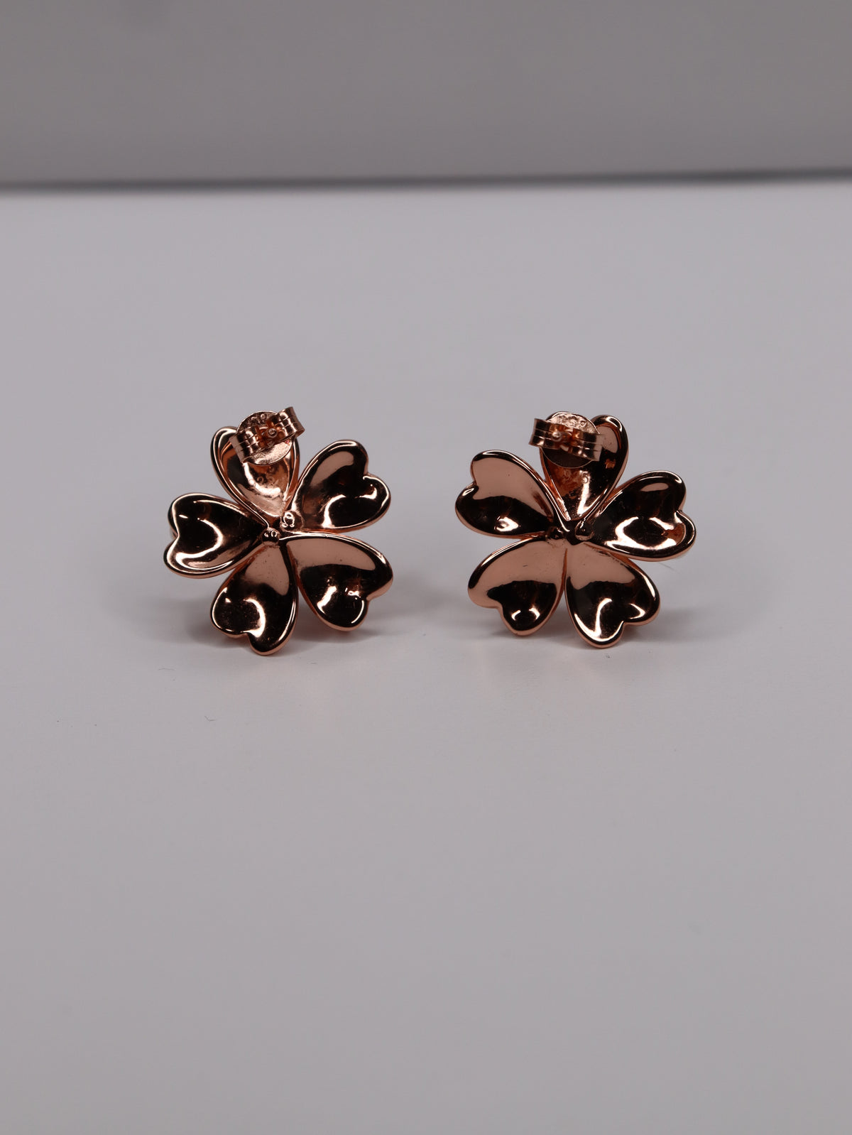 Rose Gold Plated 925 Sterling Silver Pearl Flower Stud Earrings