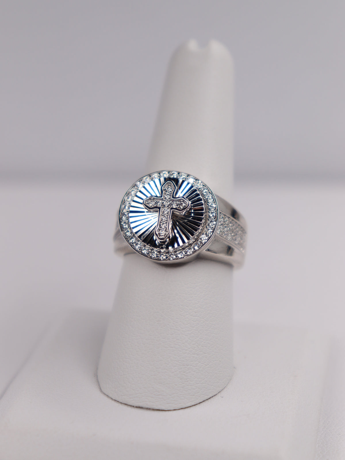 925 Sterling Silver Moissanite Cross Ring – Size 8