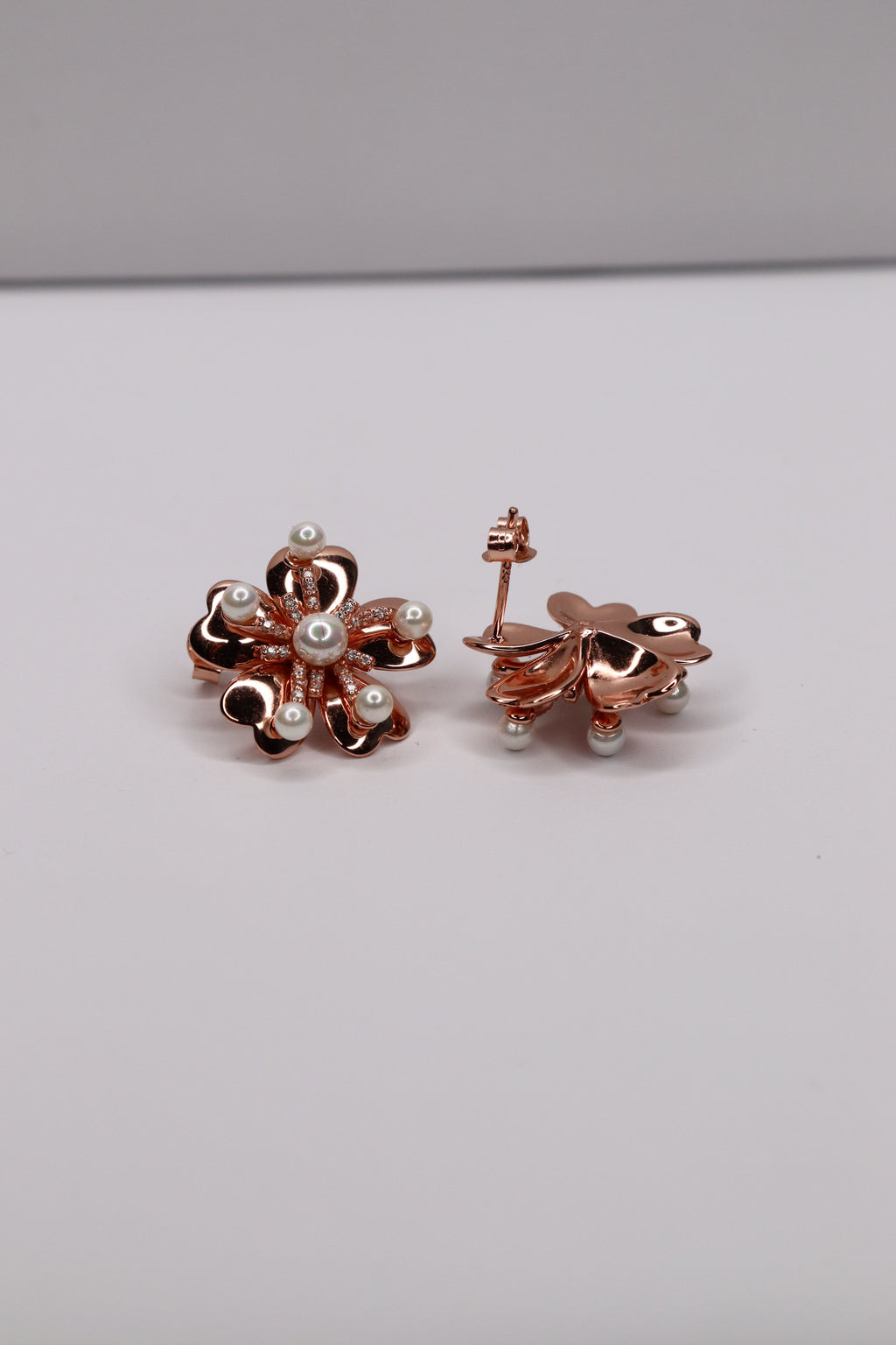 Rose Gold Plated 925 Sterling Silver Pearl Flower Stud Earrings