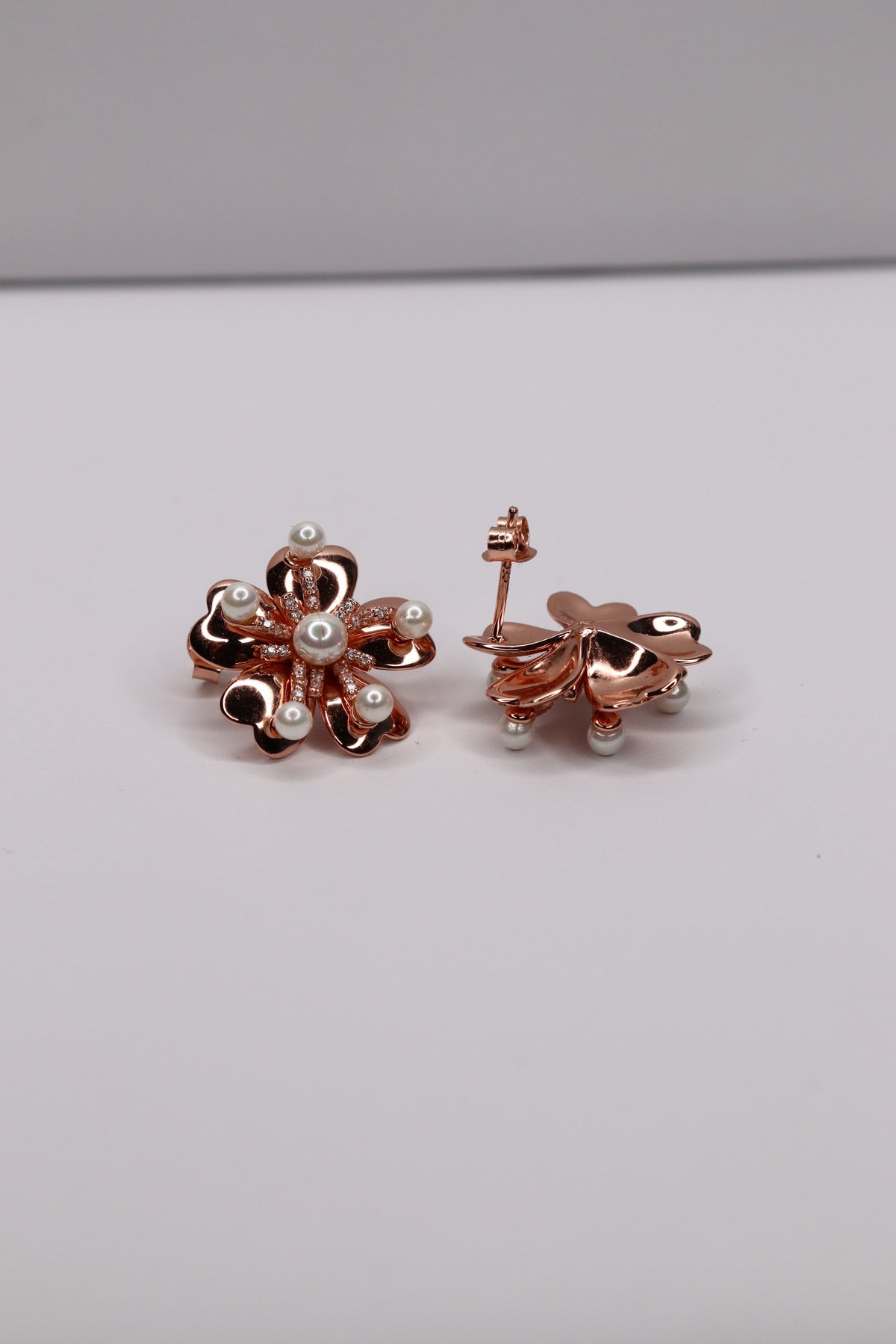 Rose Gold Plated 925 Sterling Silver Pearl Flower Stud Earrings