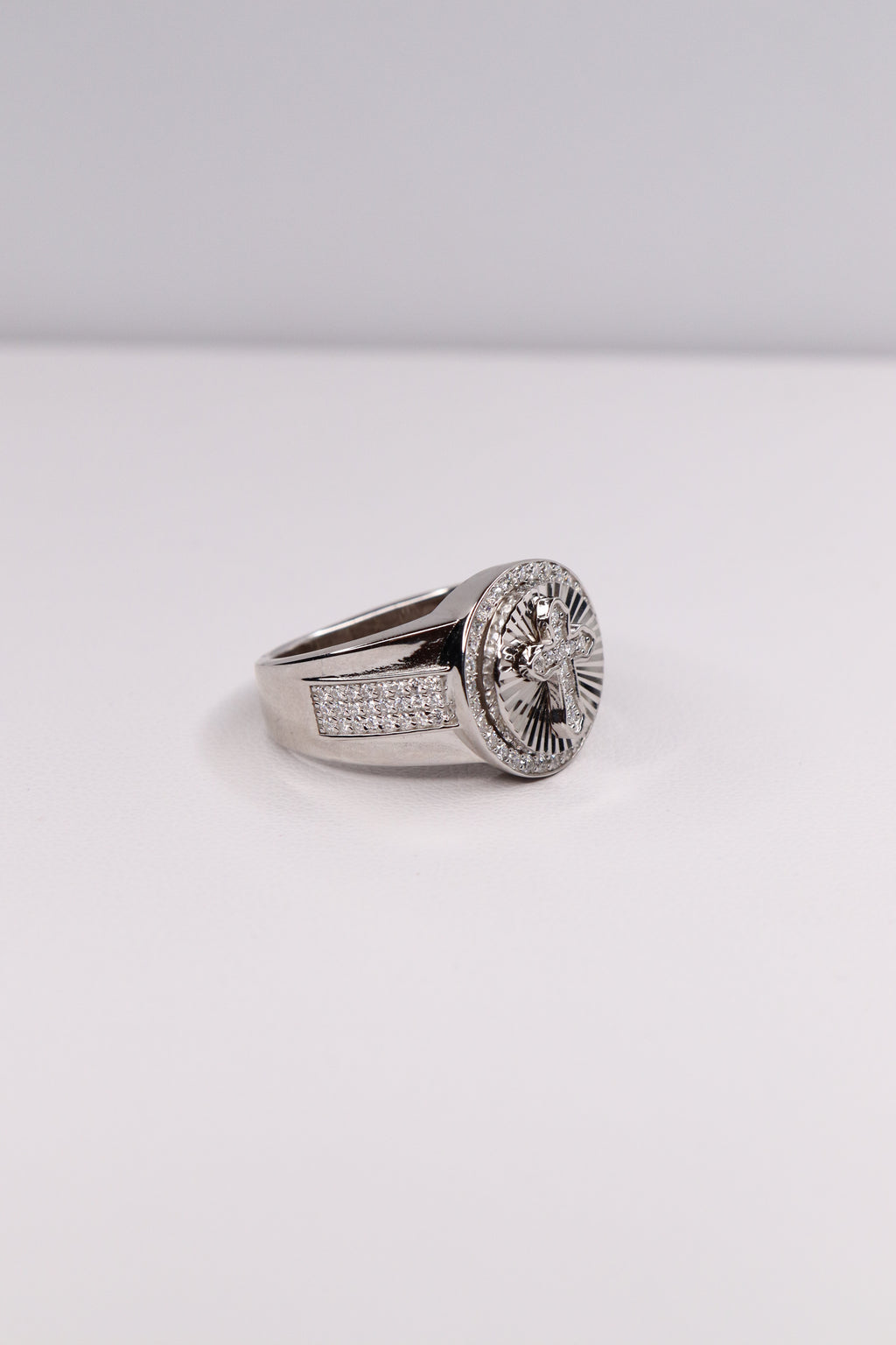 925 Sterling Silver Moissanite Cross Ring – Size 8