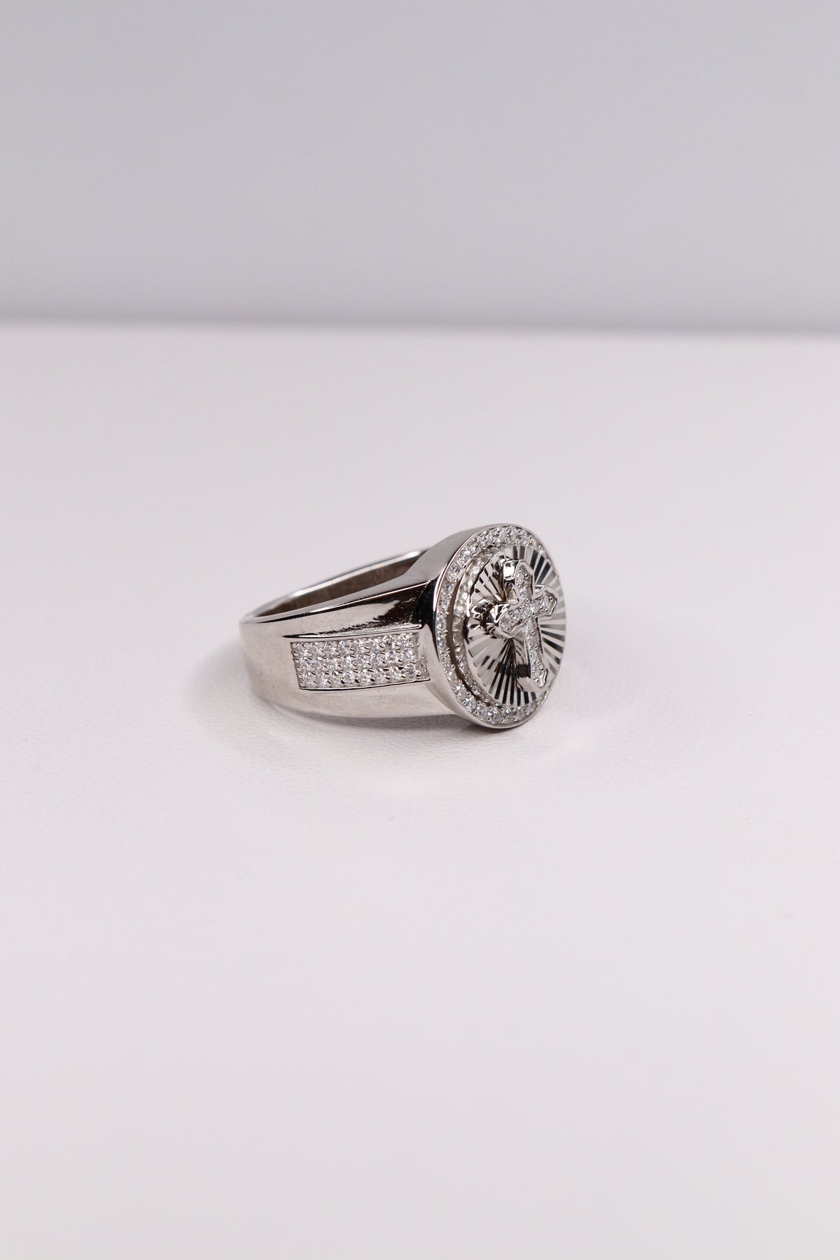 925 Sterling Silver Moissanite Cross Ring – Size 8