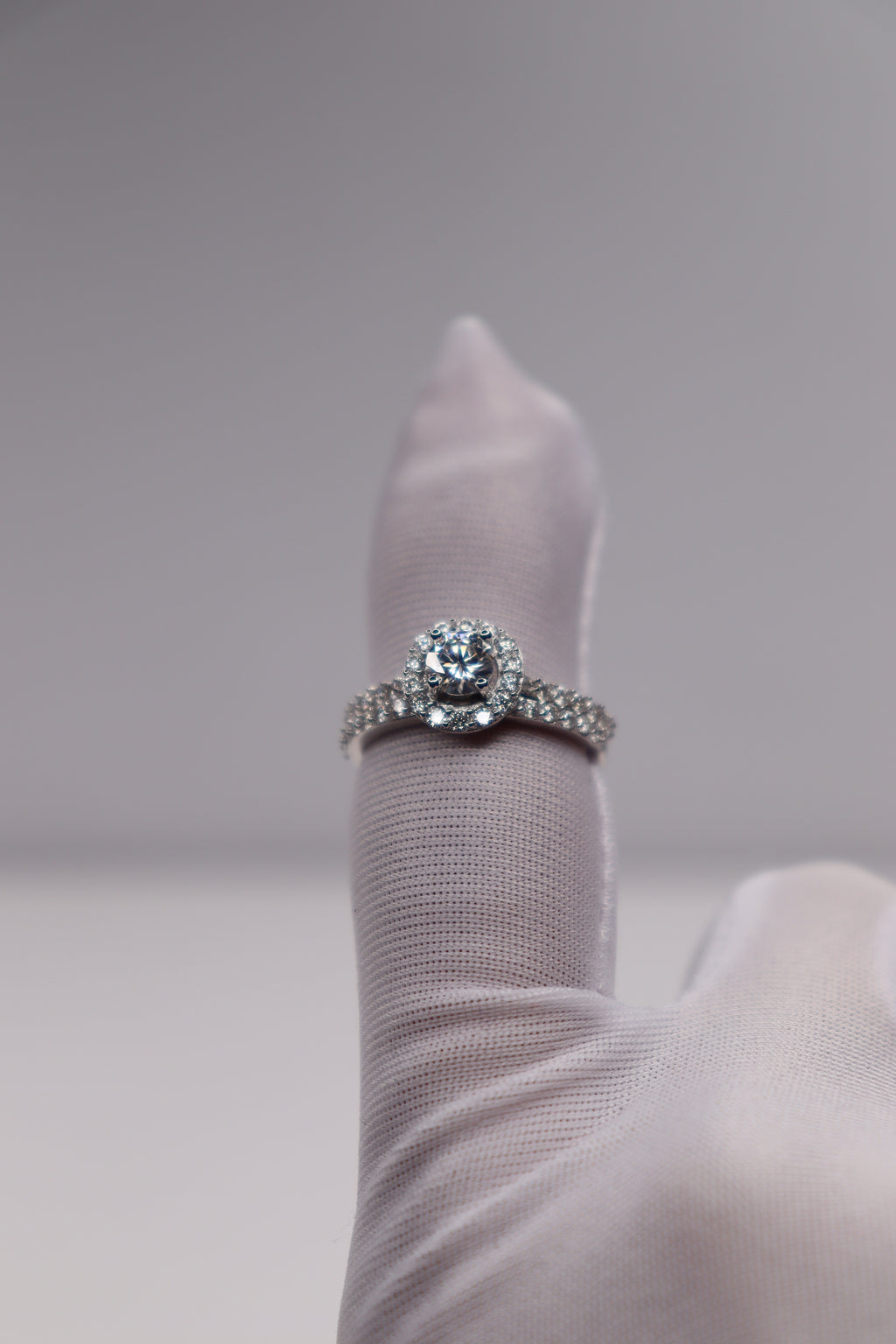 925 Sterling Silver Moissanite Bridal Ring Set – Size 7 | Halo Engagement Ring + Matching Wedding Band