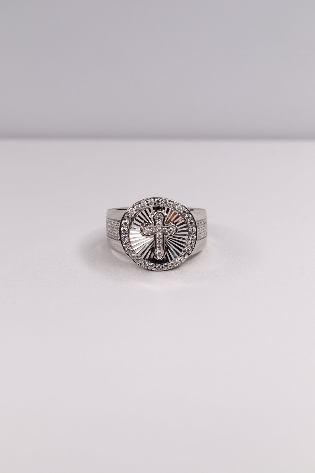 925 Sterling Silver Moissanite Cross Ring – Size 8