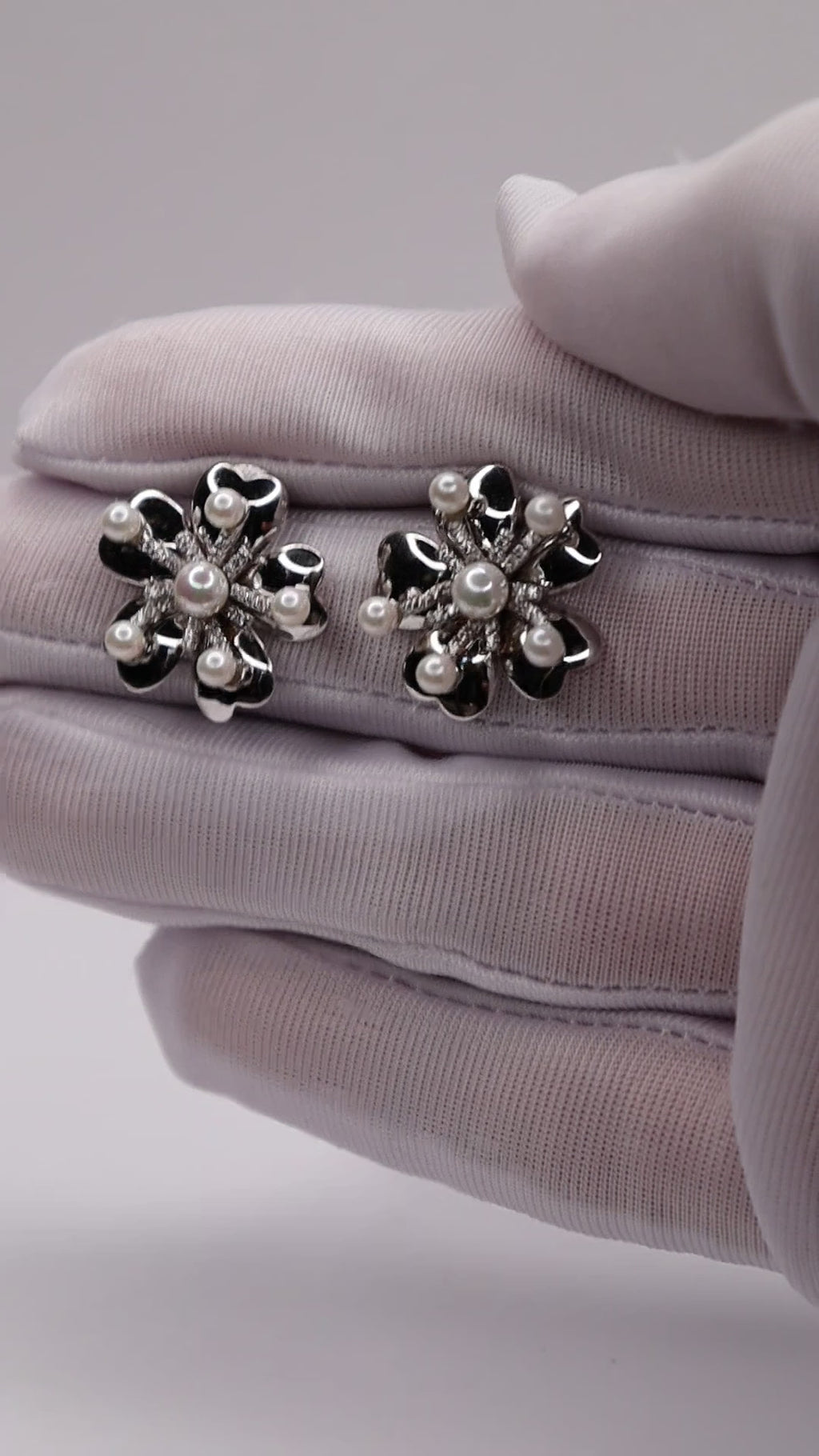 Pearl Flower 925 Sterling Silver Stud Earrings