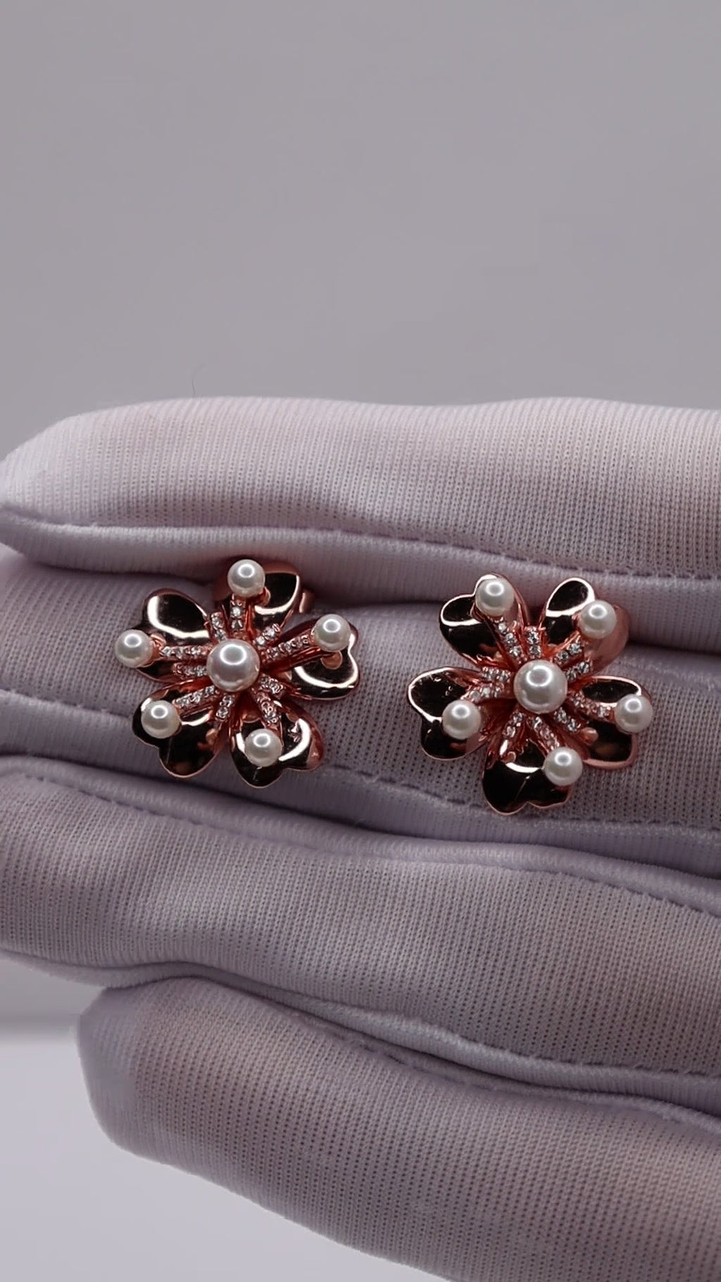 Rose Gold Plated 925 Sterling Silver Pearl Flower Stud Earrings