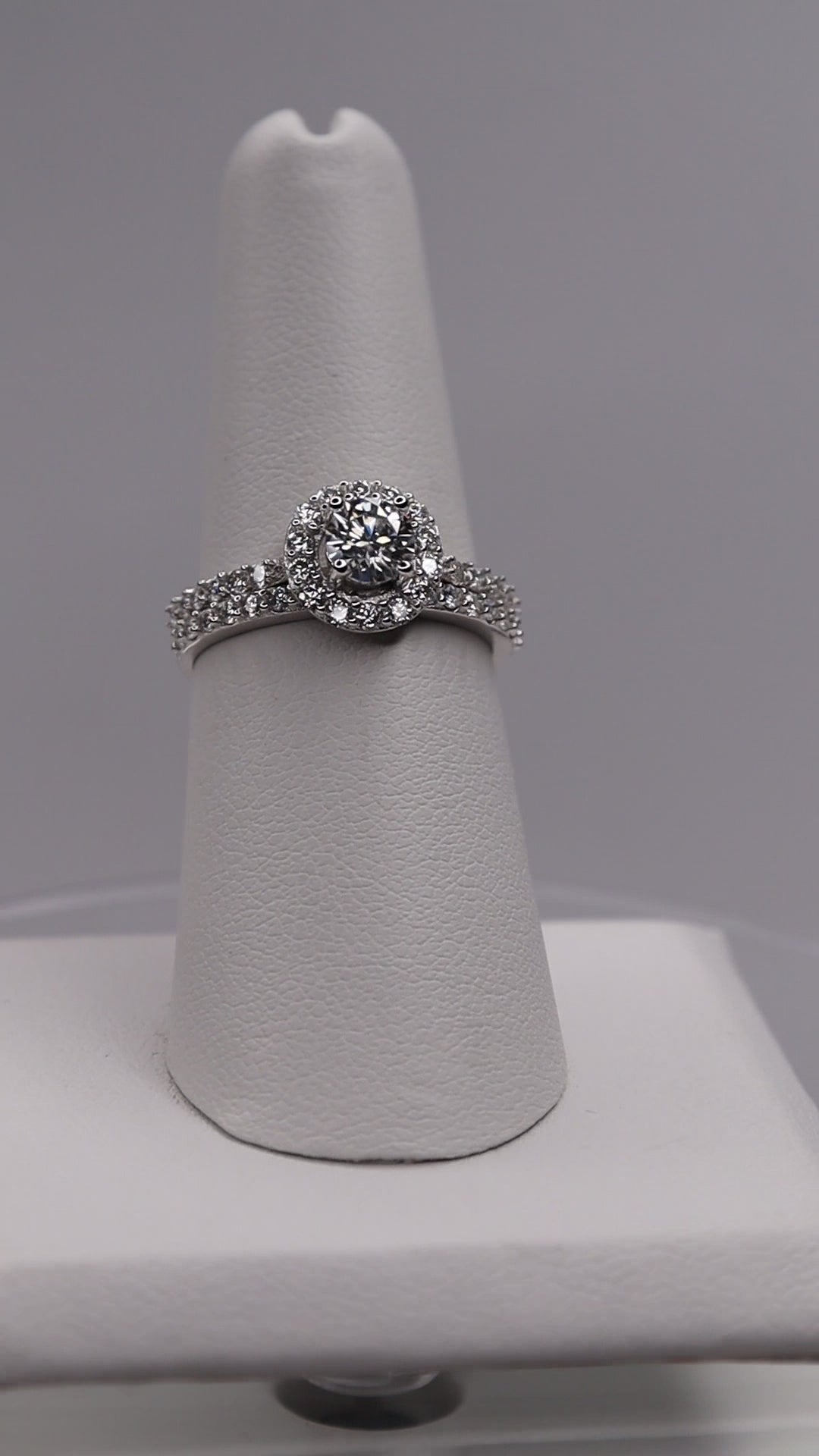 925 Sterling Silver Moissanite Bridal Ring Set – Size 7 | Halo Engagement Ring + Matching Wedding Band